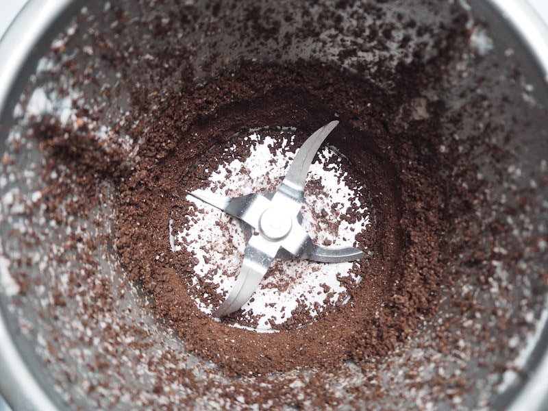 goodblog: Kokosmilch selbermachen - Kokoskuchen mit Schokolade aus den Kokosraspeln