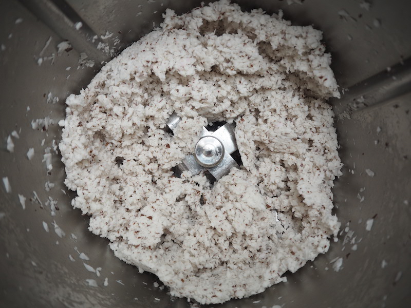 goodblog: Kokosmilch selbermachen - Kokosraspeln