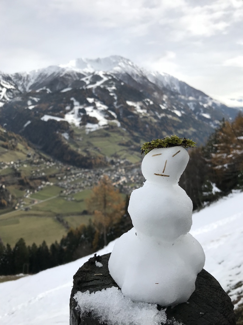 goodblog in Osttirol: Kräuterwirtshaus Strumerhof - Schneemann